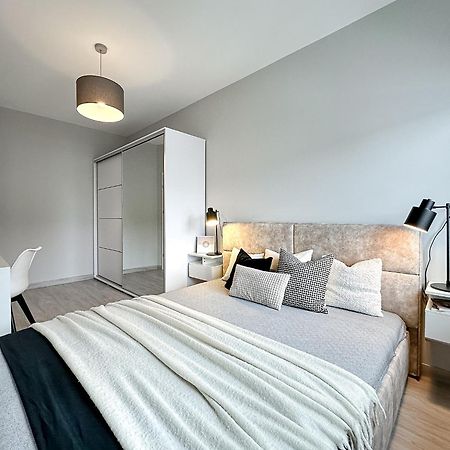 Krakowski Zakatek- Apartament Premium Z Garazem Экстерьер фото