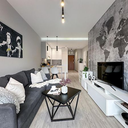 Krakowski Zakatek- Apartament Premium Z Garazem Экстерьер фото