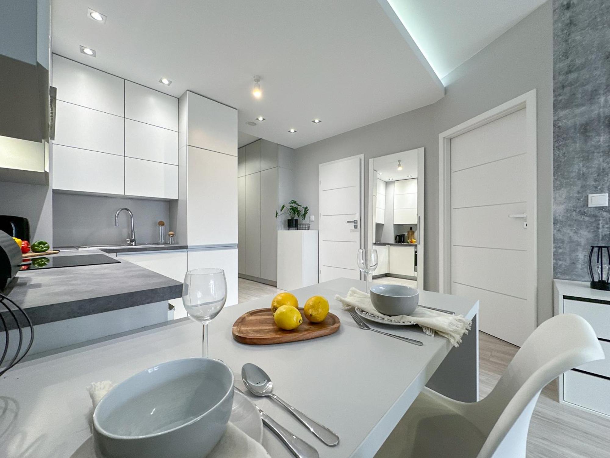 Krakowski Zakatek- Apartament Premium Z Garazem Экстерьер фото